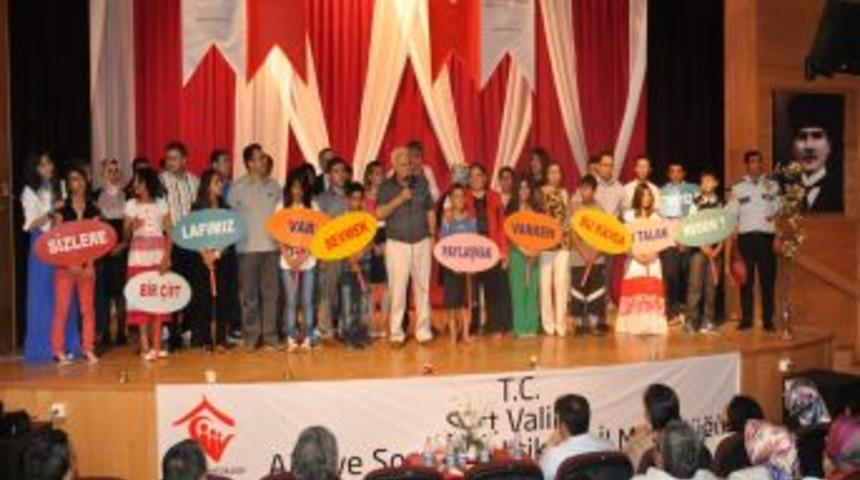 Vali &Ccedil;olak, Yuvadaki &Ccedil;ocukların Sevin&ccedil;lerine Ortak Oldu