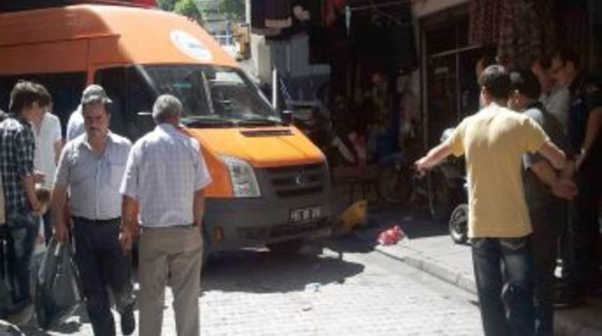 Arama Kurtarma Aracından Yılan &Ccedil;ıktı