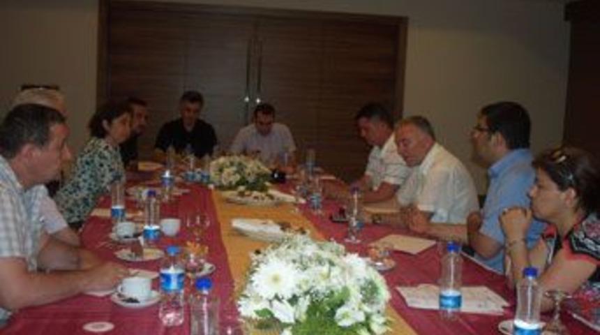 Turizmin sorunları Hemera&rsquo;da tartışıldı