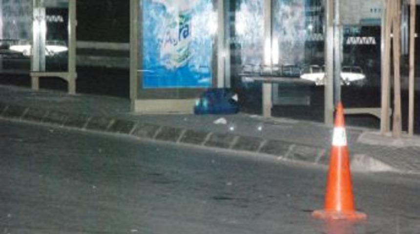 İzmir&rsquo;de Bomba Paniği