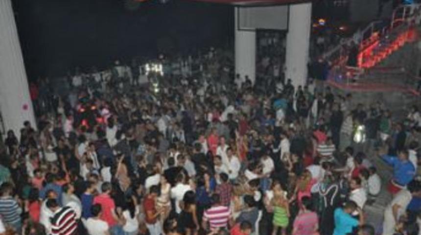 Medusa, yaza merhaba dedi