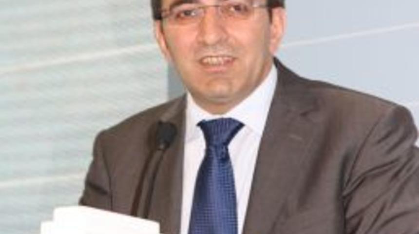 Kalkınma Bakanı: N&uuml;fus Artışına Rağmen Işsizliği D&uuml;ş&uuml;r&uuml;yoruz