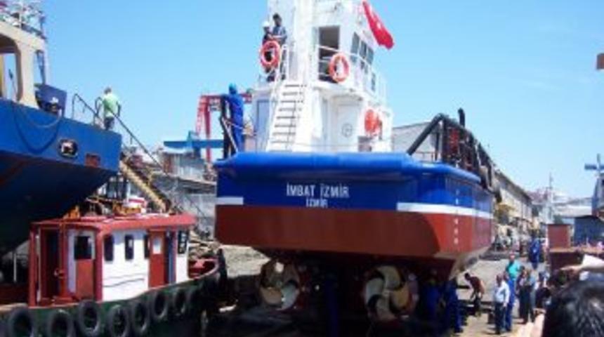 İzmir&rsquo;in 'İmbat'ı Denize Indi