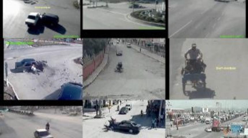 Mobese Görüntüleri Sürücülerin Işık Ihlallerini Gözler Önüne Seriyor