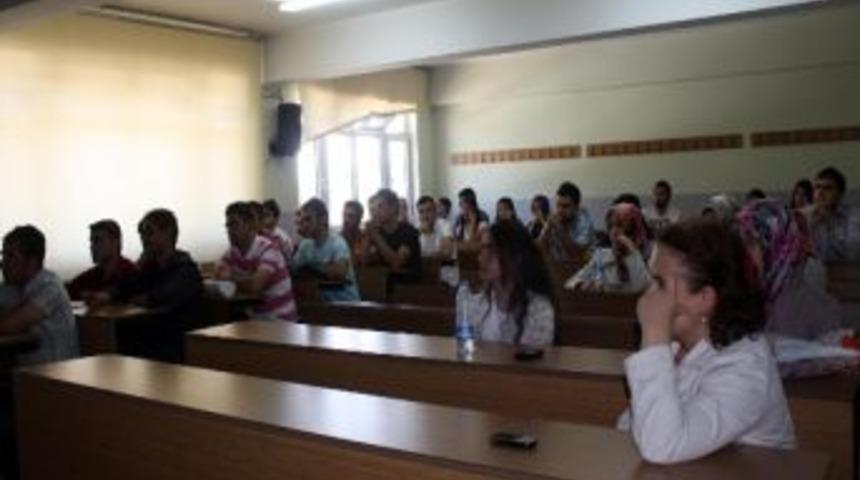 Be&uuml;&rsquo;den &lsquo;sağlık Alanında İş Olanakları&rsquo; Sunumu