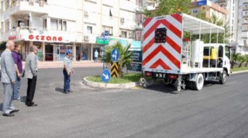 Falez Caddesi&rsquo;nin Yol &Ccedil;izgileri Yenilendi