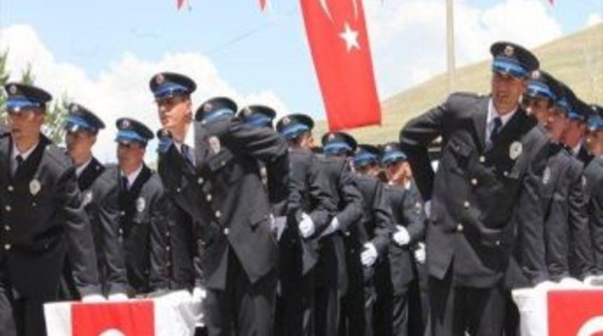 Polis Okulu 8. D&ouml;nem Mezunlarını Uğurladı