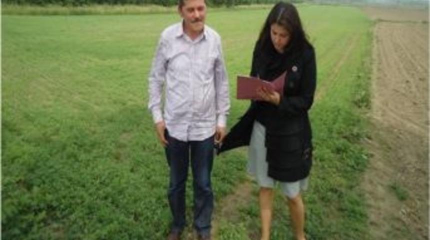 Sakarya'da Tarımsal Teşvik Almak İsteyen &Uuml;reticiler Arazide Denetleniyor