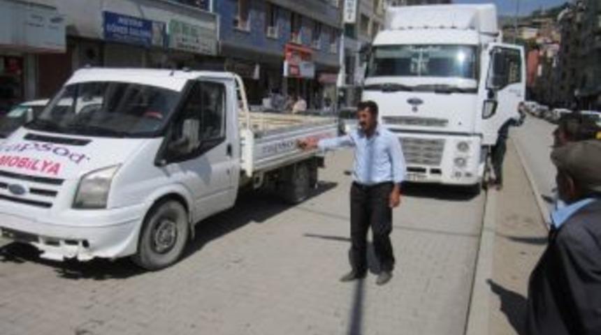 Hakkari&rsquo;de Gelişi G&uuml;zel Ara&ccedil; Parkı Sorunu