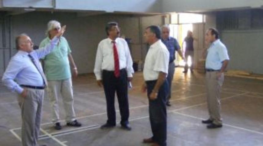 Kaymakam &Ccedil;ay, İstinat Duvarı &Ccedil;alışmalarını İnceledi