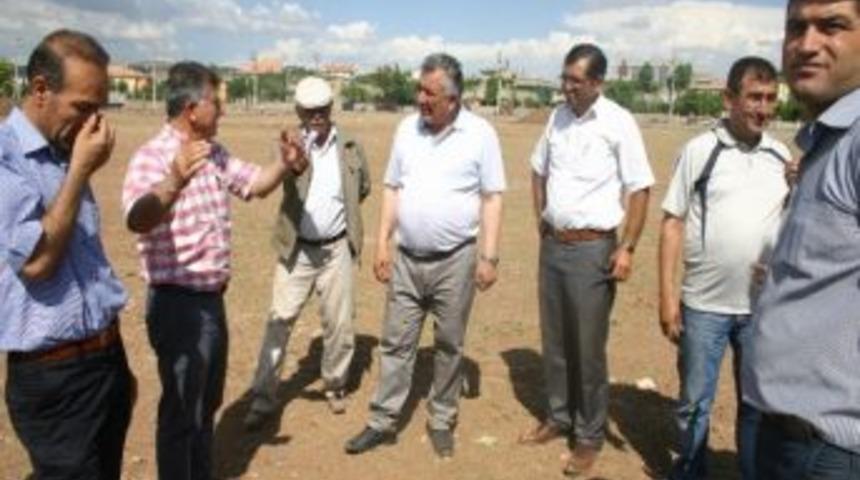 Başkan Sadak, Belediye B&uuml;nyesinde Y&uuml;r&uuml;t&uuml;len &Ccedil;alışmaları Denetledi