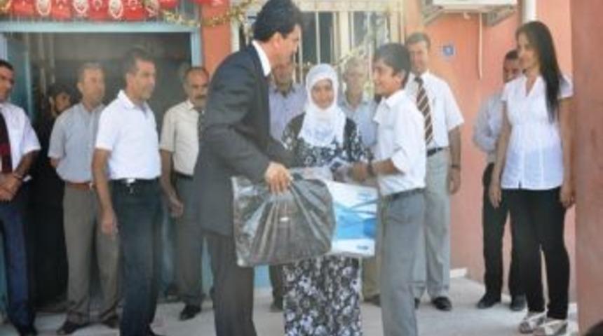 Vali &Ouml;ğrenciye Verdiği S&ouml;z&uuml;n&uuml; Tuttu