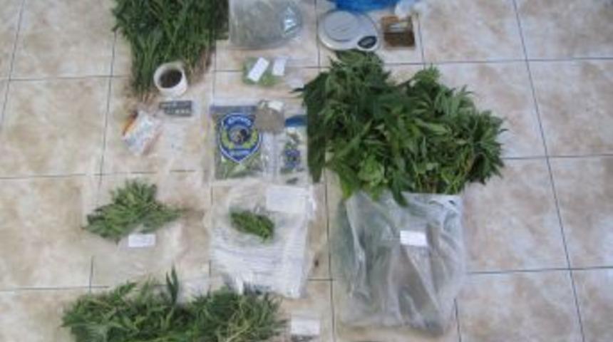 Nevşehir Ve Mersin'de Uyuşturucu Operasyonu: 18 Sokak Satıcısı Yakalandı