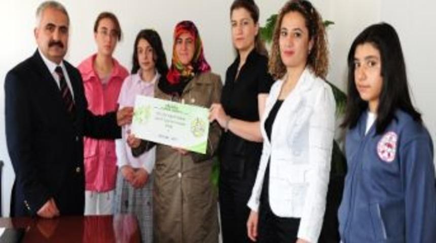 Konya&rsquo;da En &Ccedil;ok Atık Pil Toplayan Okullar &Ouml;d&uuml;llendirildi