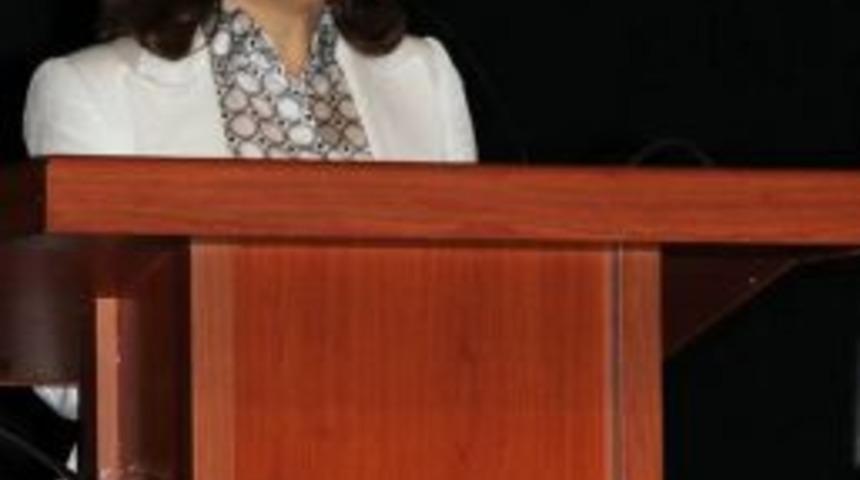 Yrd. Do&ccedil;. Dr. Şeng&uuml;l: D&ouml;vme Acının, Aşkın, H&uuml;zn&uuml;n Estetik Ifadesidir