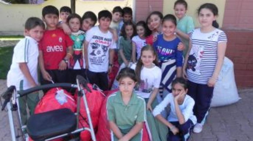 &Ouml;ğrencilerin Topladığı Mavi Kapaklar Bir Engelliye Sandalye Oldu