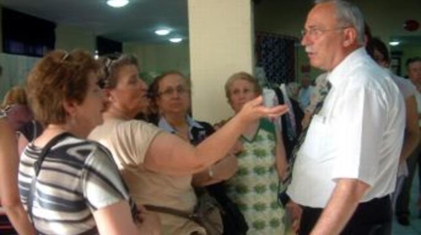 Başkan Akova’ya Kirliliği Şikayet Ettiler