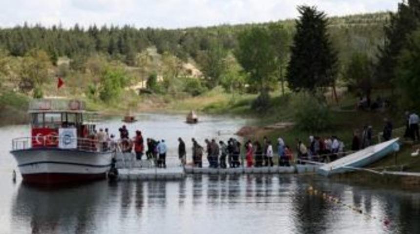 Şehr-i Derya'ya Ziyaret&ccedil;i Akını