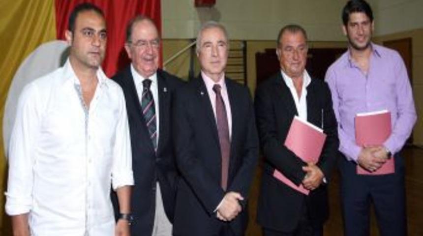 Galatasaray'da Futbol Şubesine Başarı Beraatı Verildi