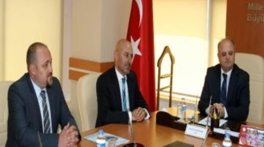 T&uuml;prag Uşak&rsquo;ta 16 Derslikli Okul İnşa Edecek