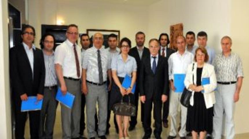 Proje Ödülleri Rektör Akan’dan