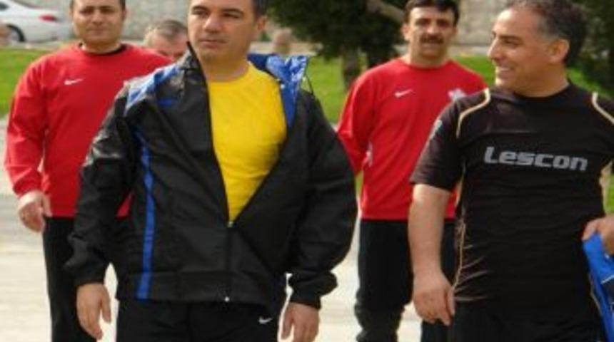 Ey&uuml;pspor Onursal Başkanı Kavuncu: Sezonun En Iddialı Takımını Kuracağız