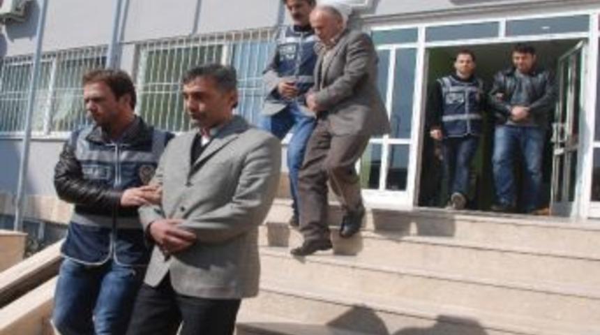 &Ouml;zel İdare Operasyonunda Tutuklu Kalmadı
