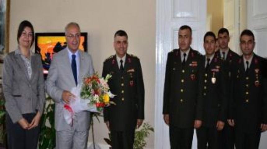 İl Jandarma Komutanı Vural'dan Vali Daş&ouml;z'e Ziyaret
