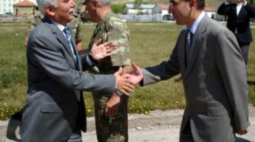 Vali Alimoğlu Y&uuml;ksekova&rsquo;da