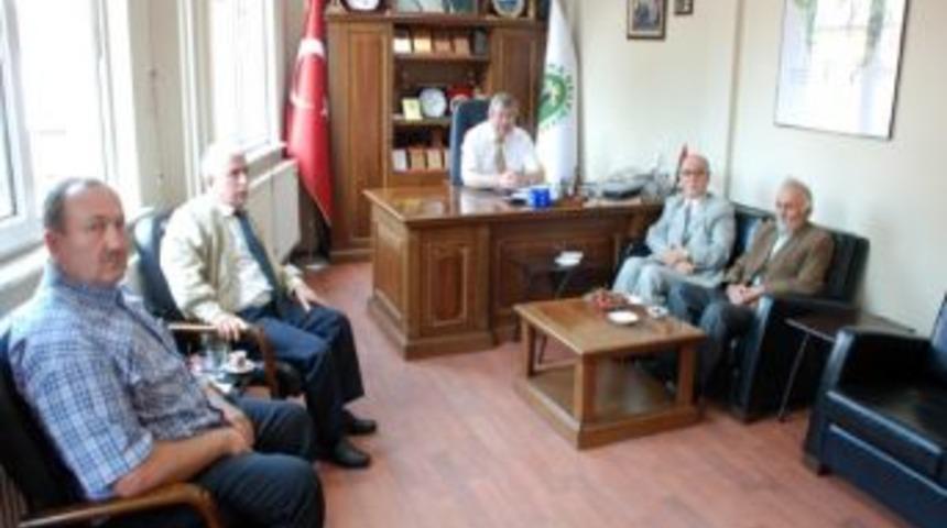 &Ccedil;aycuma Belediye Başkanı Mithat G&uuml;lşen&rsquo;e Taziye Ziyaretleri Devam Ediyor