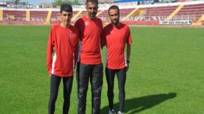 Vanlı Atletlerden B&uuml;y&uuml;k Başarı