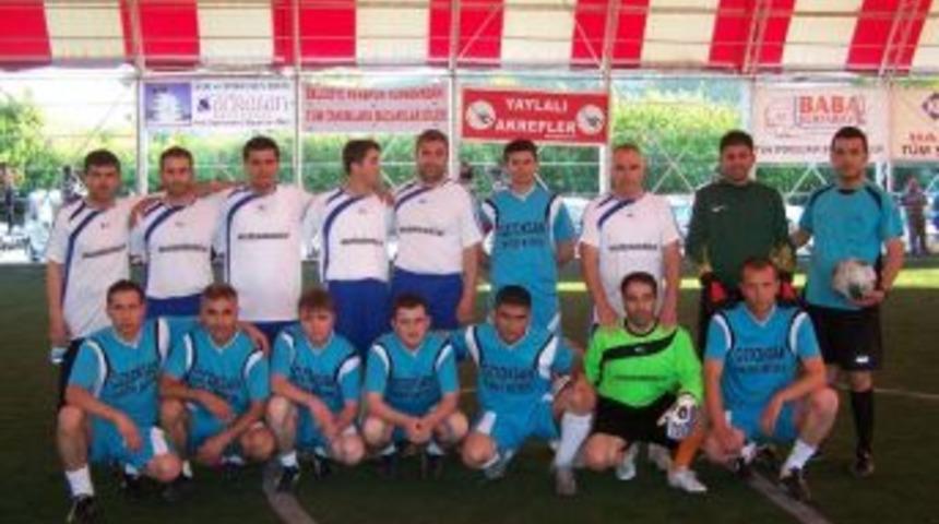 3.bahar Halı Saha Futbol Turnuvası Devam Ediyor
