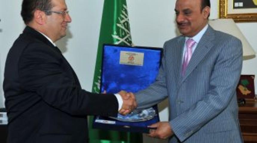 Bahattin Aky&ouml;n'den Suudi Arabistan Ankara B&uuml;y&uuml;kel&ccedil;iliği'ne Dostluk Ziyareti