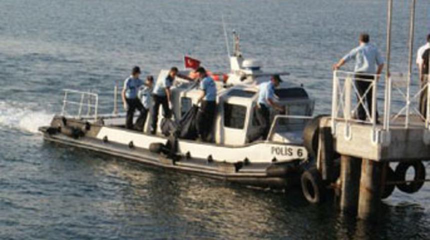 Denizden erkek cesedi &ccedil;ıktı