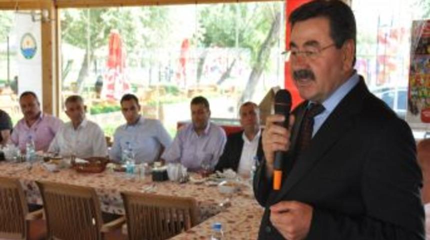 Başkan Odabaşı, Esnafla Kahvaltıda Buluştu
