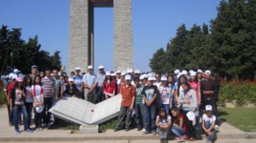Akyurtlu Belediyesi'nden &Ouml;ğrencilere &Ccedil;anakkale Gezisi