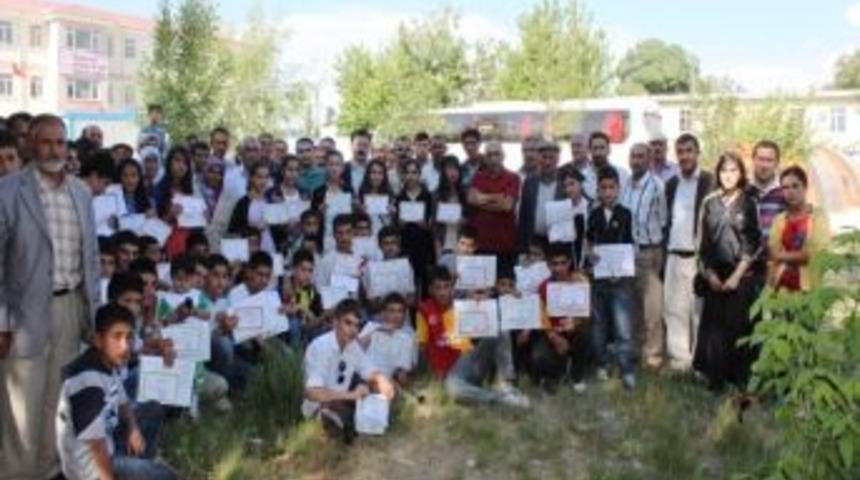 Vanlı &Ouml;ğrenciler Memleketlerine D&ouml;n&uuml;yor