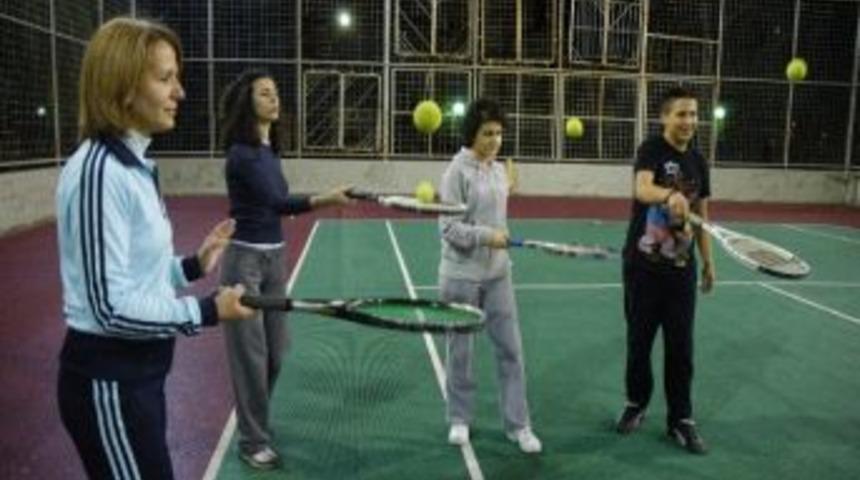 B&uuml;y&uuml;kşehir&rsquo;in Yaz Spor Okulları Pazartesi Başlıyor