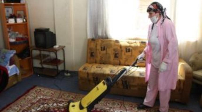 &Ccedil;ayırova'da Evde Bakım Hizmetleri S&uuml;r&uuml;yor