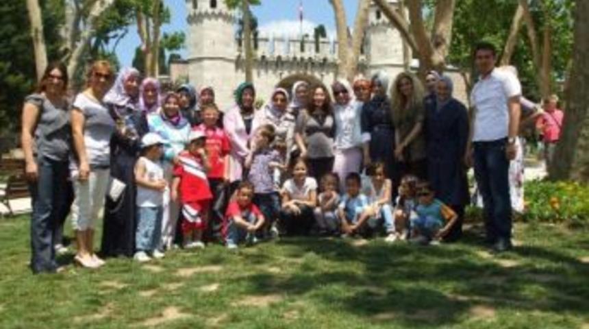 &Ccedil;ayırovalı Kadınlar Topkapı Sarayı'nı Gezdi