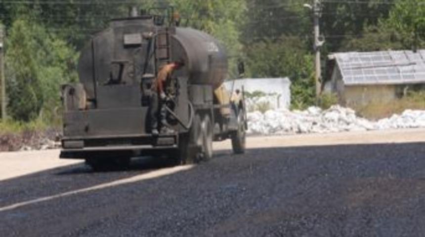 Belediyeden Sathi Asfalt &Ccedil;alışması