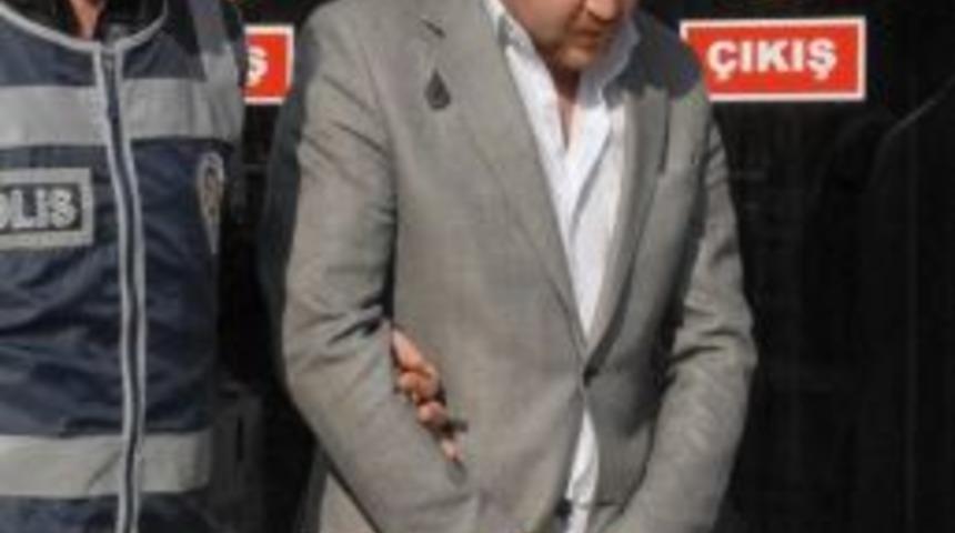 Ş&uuml;pheli Ara&ccedil;ta 9 Tabanca Ele Ge&ccedil;irilmesine Ceza Yağdı