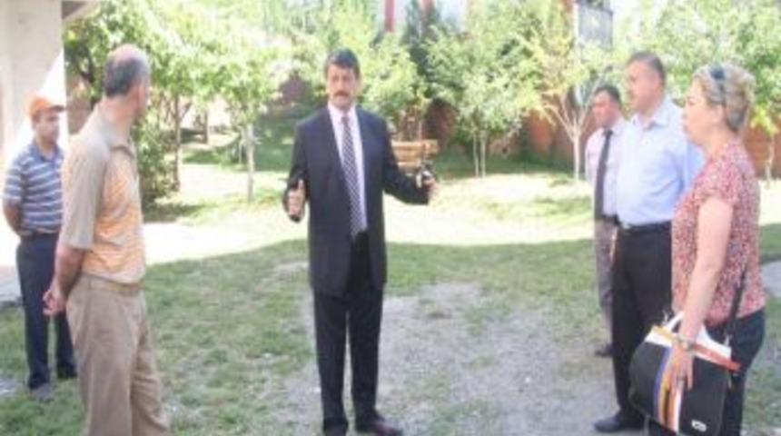 Belediye Başkanı Parkları İnceledi