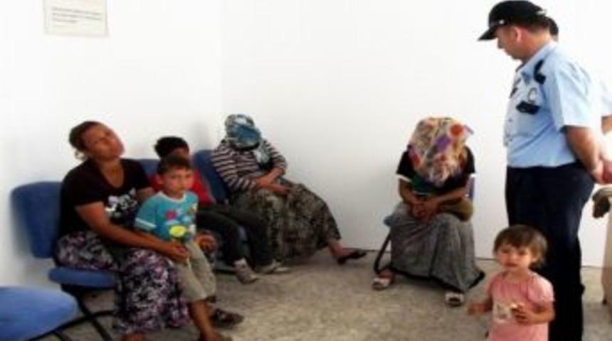 Ayvalık&rsquo;ta Zabıtası Dilencilere Ge&ccedil;it Vermiyor