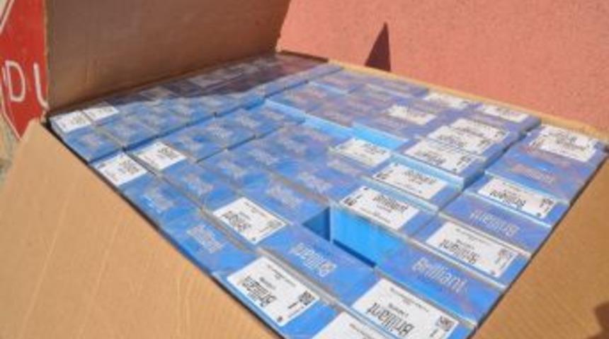 Tır&rsquo;da 42 Bin Paket Ka&ccedil;ak Sigara &Ccedil;ıktı