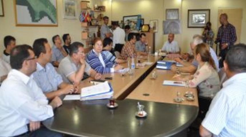 Alanya&rsquo;da 2,5 Milyon Liralık Tren Ve Otob&uuml;s Hattı Ihalesi Yapıldı
