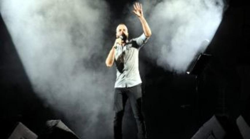 Balıkesir'de Berkay R&uuml;zgarı Esti