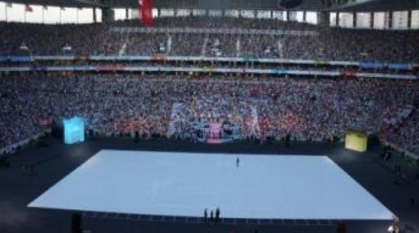 Arena'da Vedaya Hazırlanan T&uuml;rk&ccedil;e Sevdalılarına B&uuml;y&uuml;k Ilgi