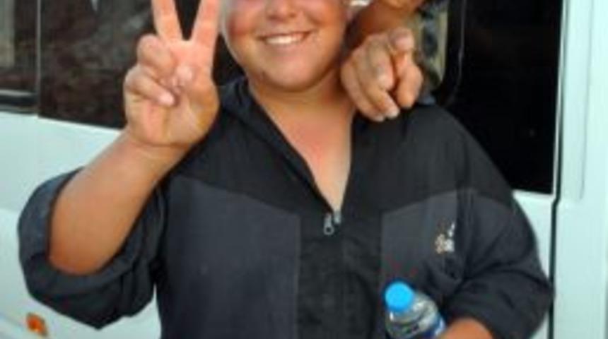 Suriyeliler Hatay Sınırına Akın Ediyor