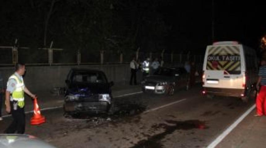 Bursa'da Trafik Kazası: 3 Yaralı